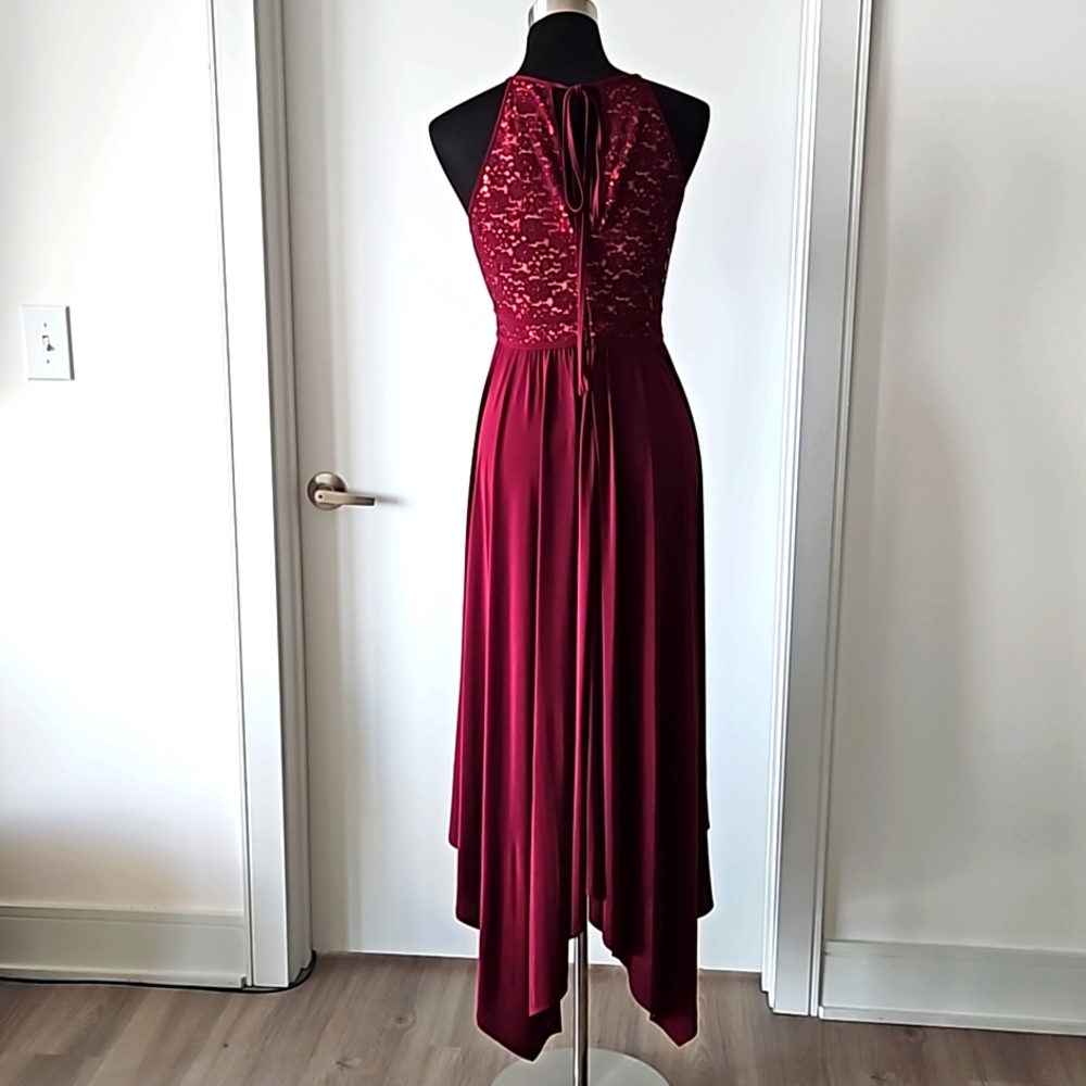 Bridesmaids formal sleeveless dress